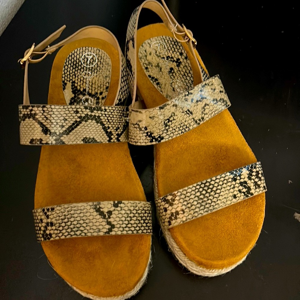 Brown and tan with snake print sandals size 7